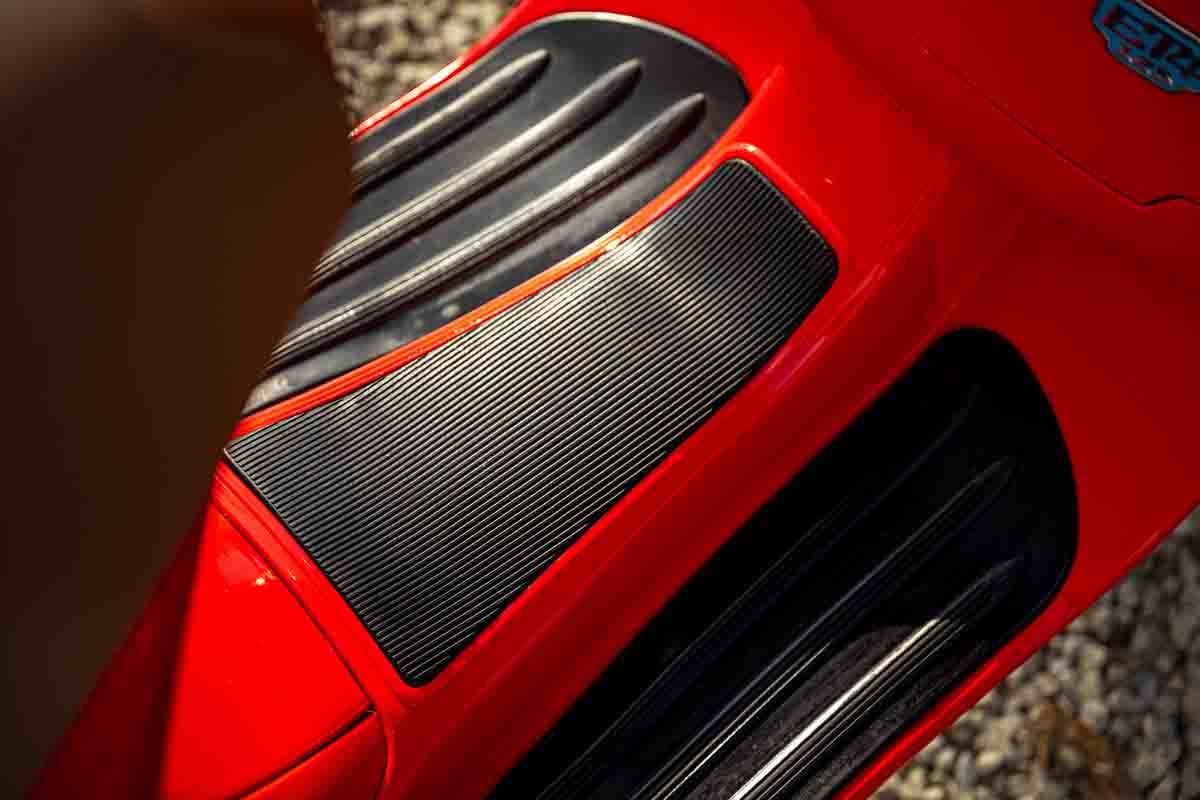 オークションに出品予定の2001年式ピアッジオ「ベスパET4」スクーデリア・フェラーリ Federico Cecchio(c)2026 Courtesy of RM Sotheby's