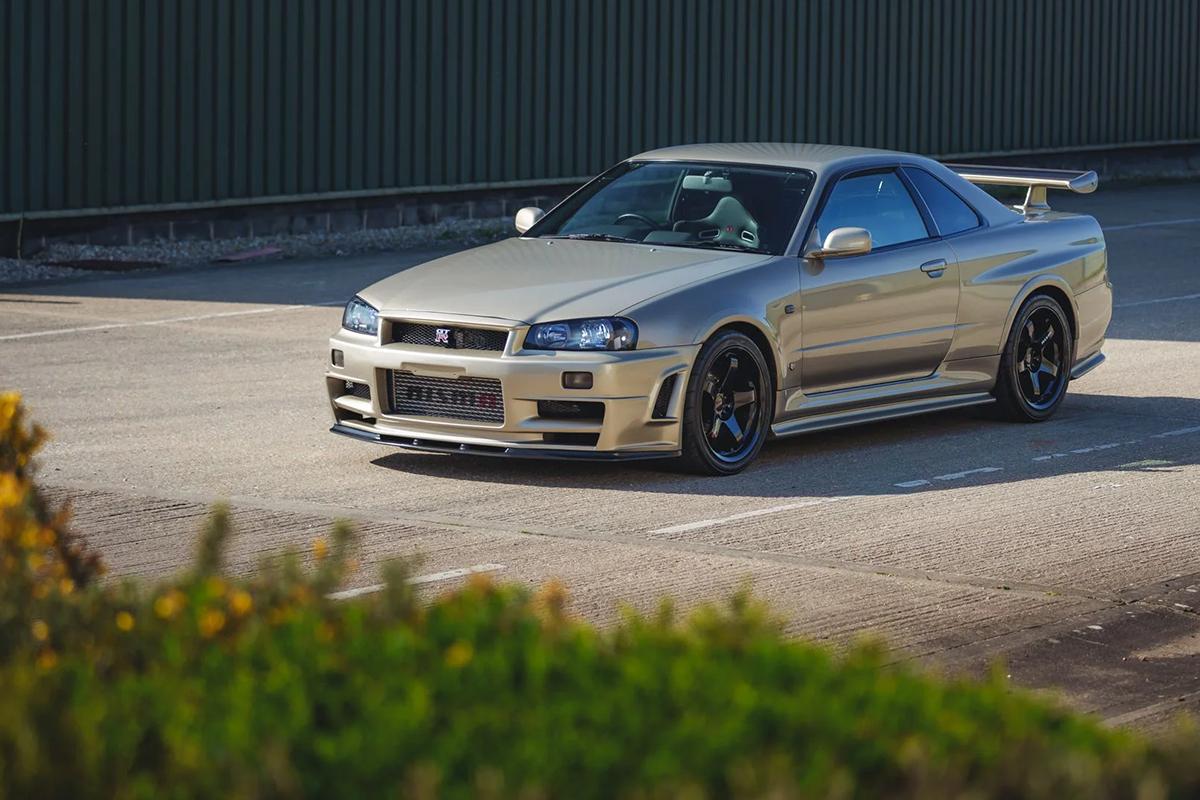 オークションに出品予定の2001年式日産「スカイラインGT-R Mスペック」(c)2026 BROAD ARROW Auctions