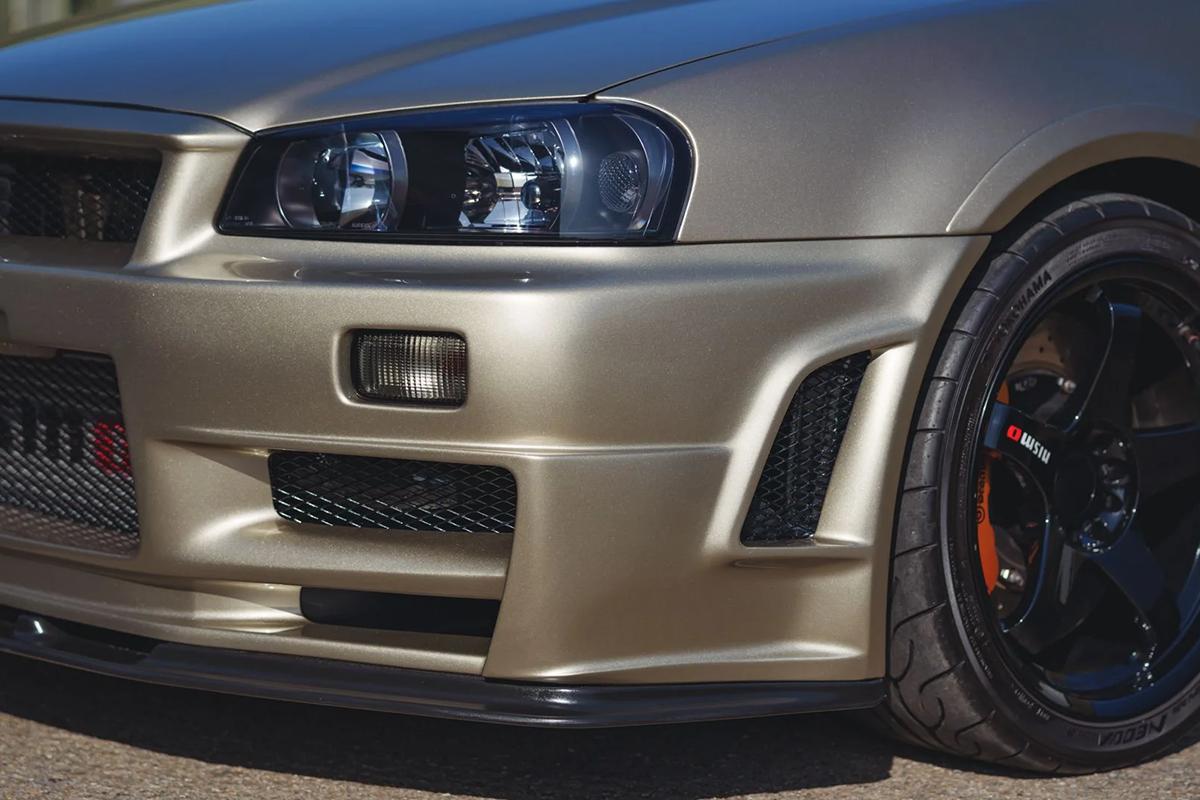 オークションに出品予定の2001年式日産「スカイラインGT-R Mスペック」(c)2026 BROAD ARROW Auctions