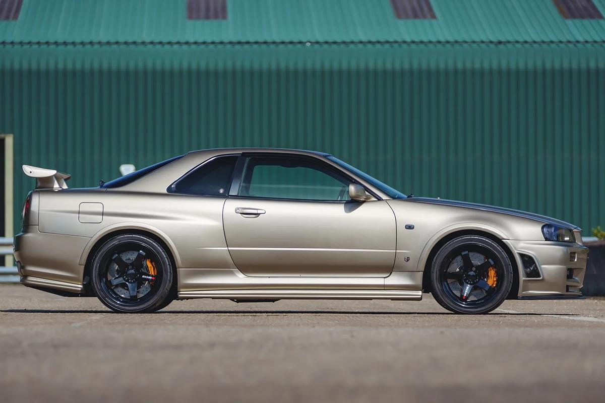オークションに出品予定の2001年式日産「スカイラインGT-R Mスペック」(c)2026 BROAD ARROW Auctions
