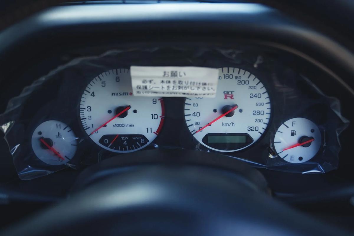 オークションに出品予定の2002年式日産「スカイラインGT−R CRS by NISMO」(c)2026 BROAD ARROW Auctions