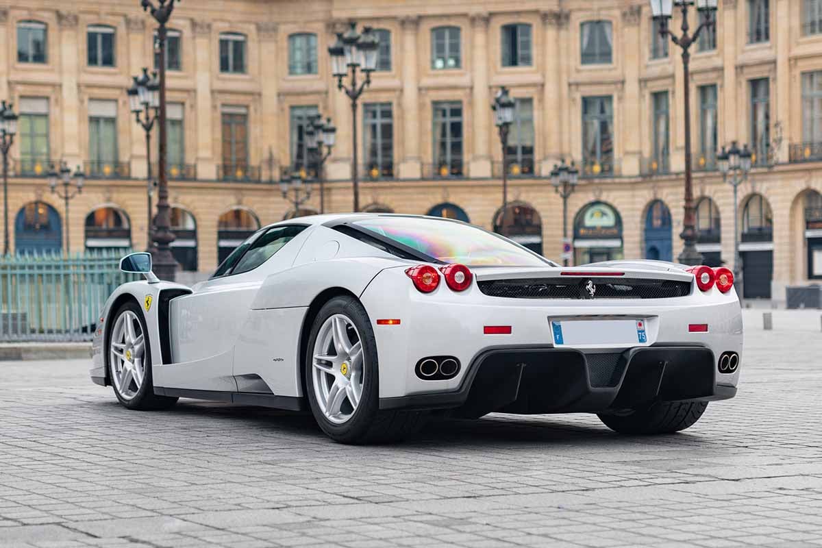 オークションに出品され、高値落札された2004年式フェラーリ「エンツォ」Kevin Van Campenhout(c)2026 Courtesy of RM Sotheby's