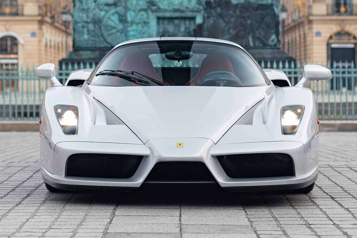 オークションに出品され、高値落札された2004年式フェラーリ「エンツォ」Kevin Van Campenhout(c)2026 Courtesy of RM Sotheby's