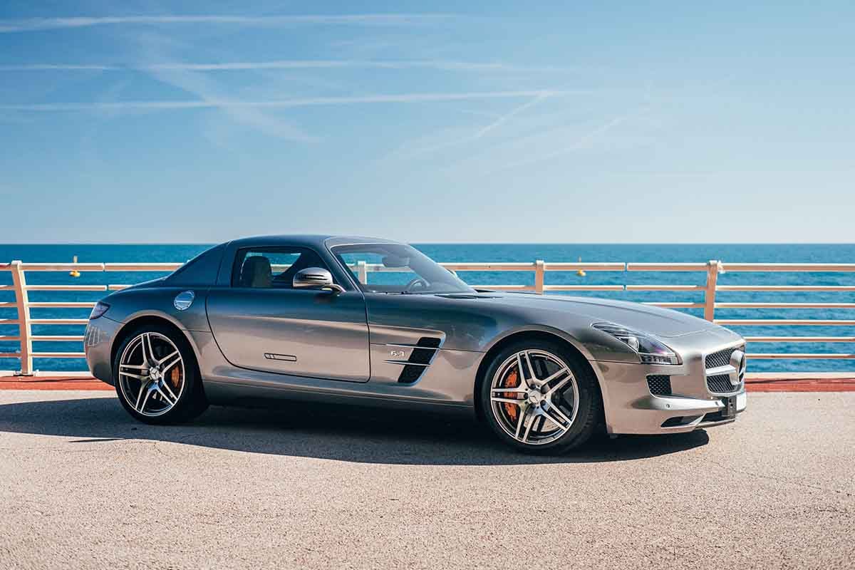 オークションに出品予定の2010年式メルセデス・ベンツ「SLS AMG」Loic Kernen(c)2026 Courtesy of RM Sotheby's