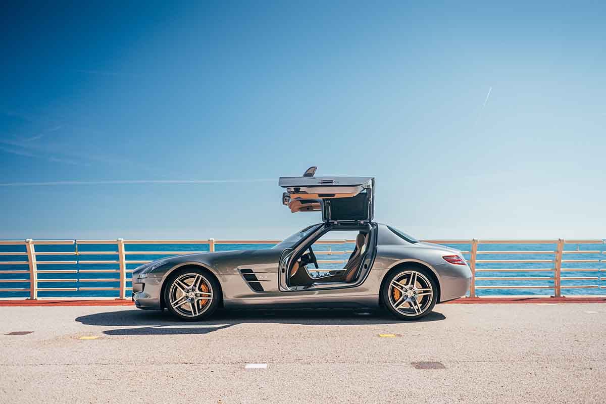 オークションに出品予定の2010年式メルセデス・ベンツ「SLS AMG」Loic Kernen(c)2026 Courtesy of RM Sotheby's