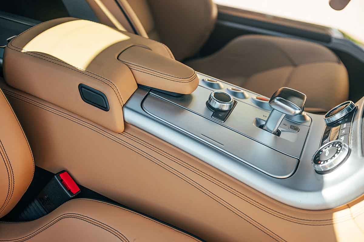 オークションに出品予定の2010年式メルセデス・ベンツ「SLS AMG」Loic Kernen(c)2026 Courtesy of RM Sotheby's