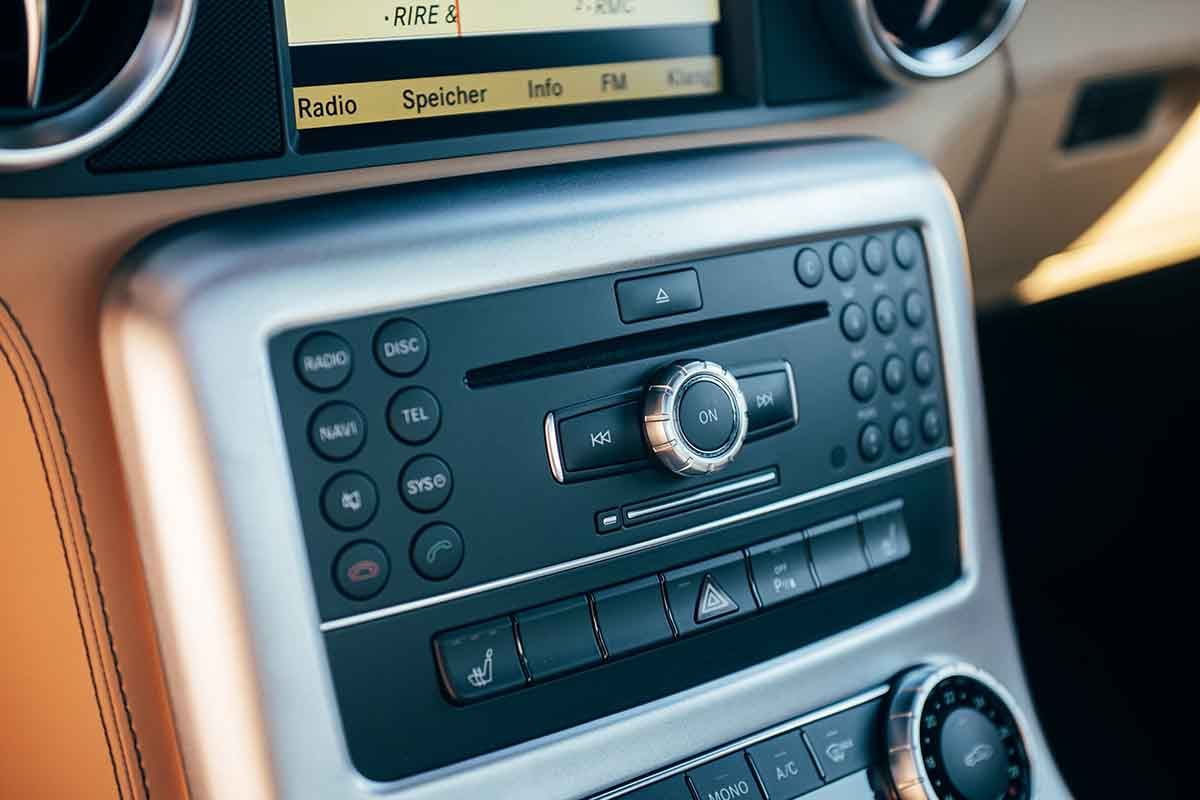 オークションに出品予定の2010年式メルセデス・ベンツ「SLS AMG」Loic Kernen(c)2026 Courtesy of RM Sotheby's