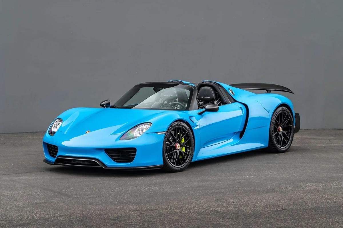 オークションに出品予定の2015年式ポルシェ「918スパイダー」(c)2026 BROAD ARROW Auctions