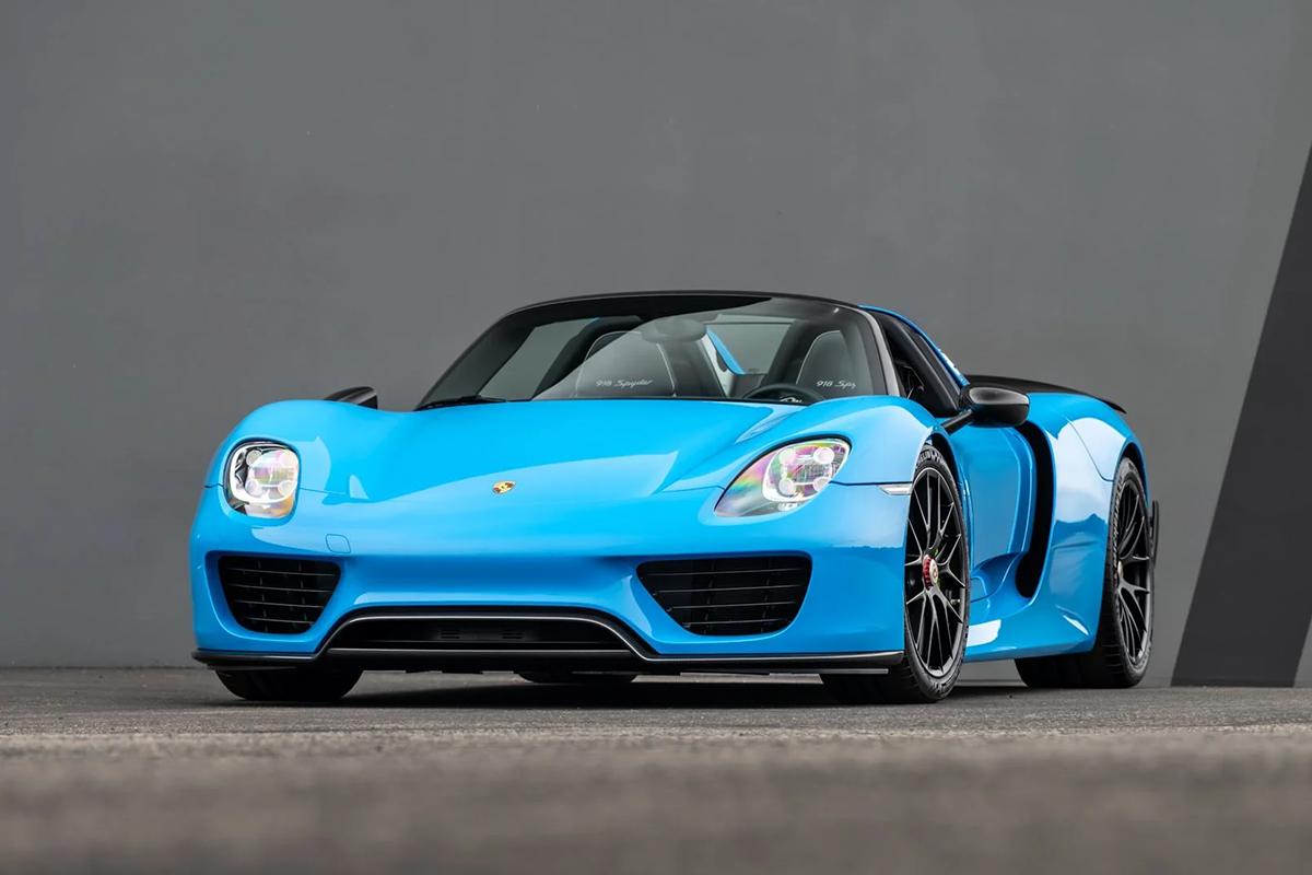 オークションに出品予定の2015年式ポルシェ「918スパイダー」(c)2026 BROAD ARROW Auctions