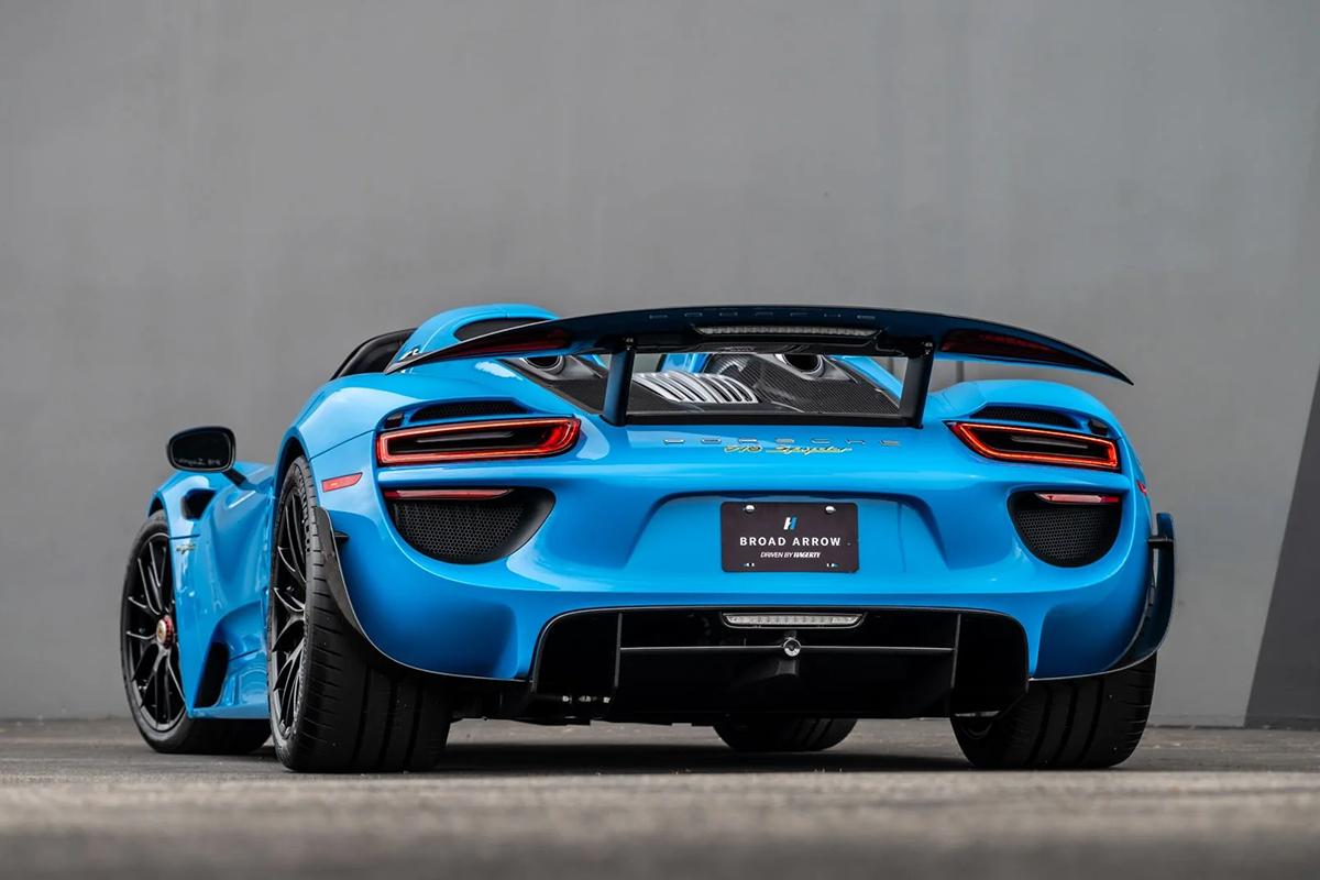 オークションに出品予定の2015年式ポルシェ「918スパイダー」(c)2026 BROAD ARROW Auctions