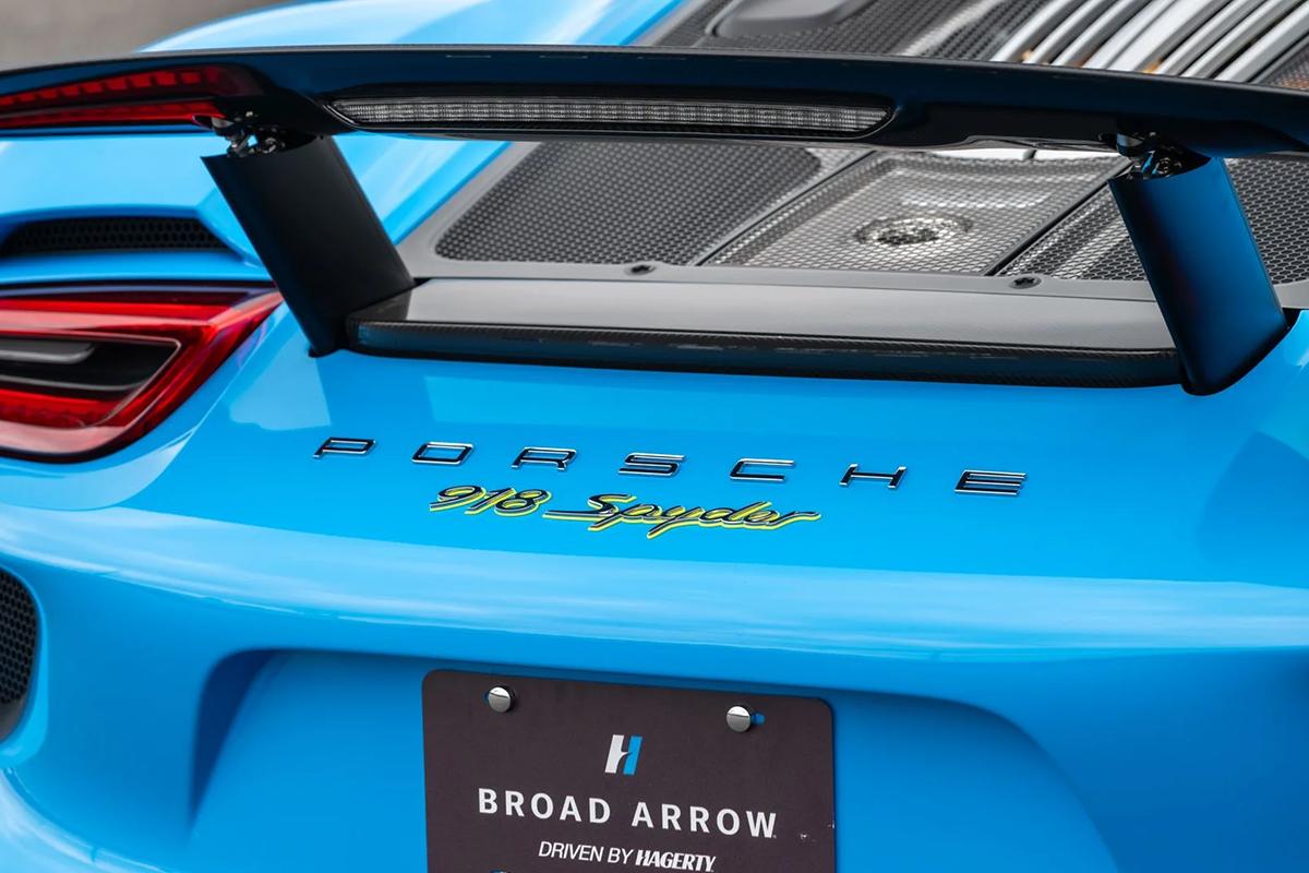 オークションに出品予定の2015年式ポルシェ「918スパイダー」(c)2026 BROAD ARROW Auctions