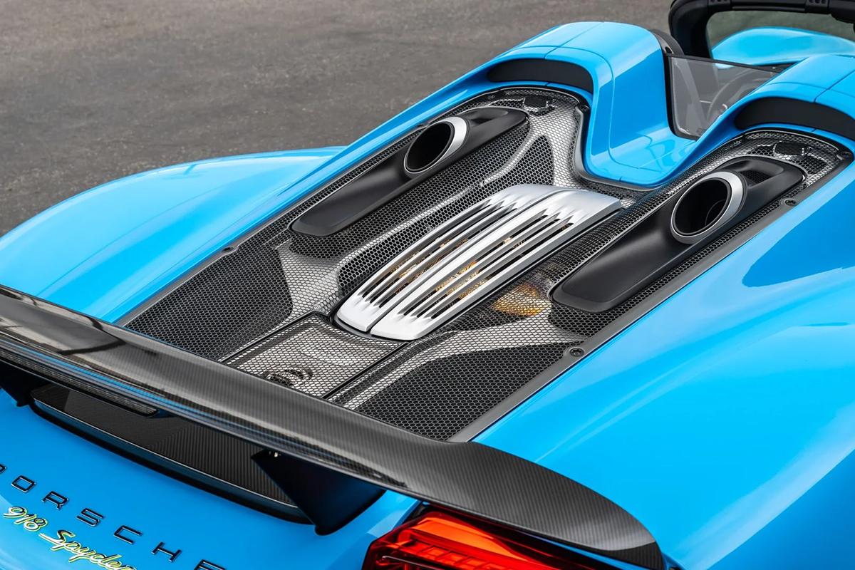 オークションに出品予定の2015年式ポルシェ「918スパイダー」(c)2026 BROAD ARROW Auctions
