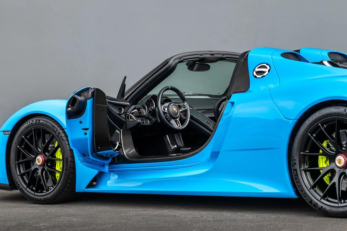 オークションに出品予定の2015年式ポルシェ「918スパイダー」(c)2026 BROAD ARROW Auctions