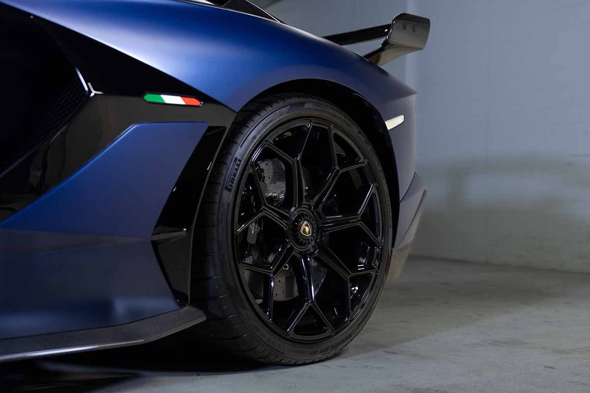 オークションに出品予定の2020年式ランボルギーニ「アヴェンタドールSVJ」Tom Gidden(c)2026 Courtesy of RM Sotheby's