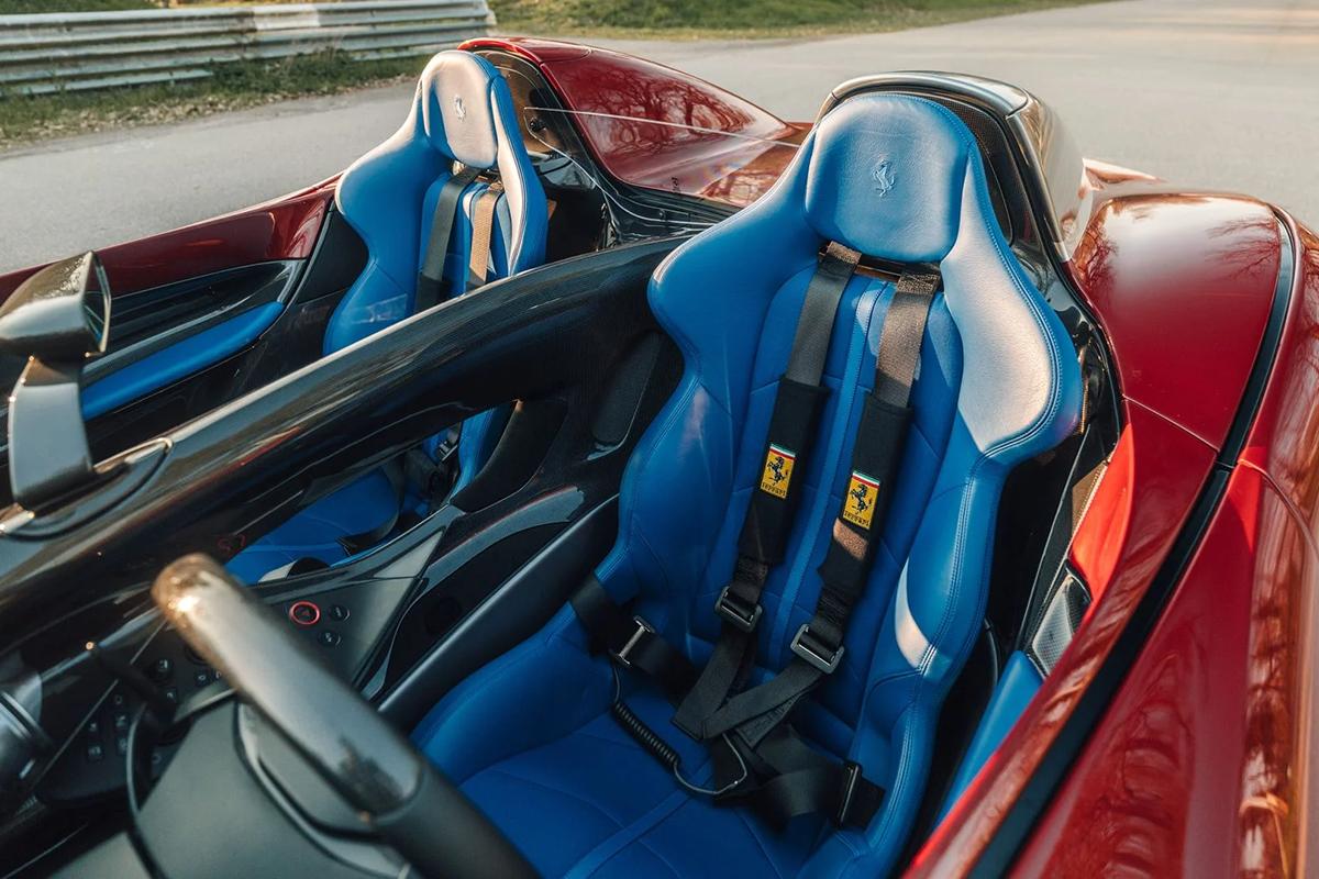 オークションに出品予定の2020年式フェラーリ「モンツァSP2」(c)2026 BROAD ARROW AUCTIONS