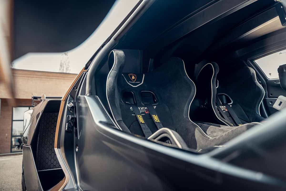 オークションに出品予定の2022年式ランボルギーニ「エッセンサSCV12」Simon Gosselin(c)2026 Courtesy of RM Sotheby's