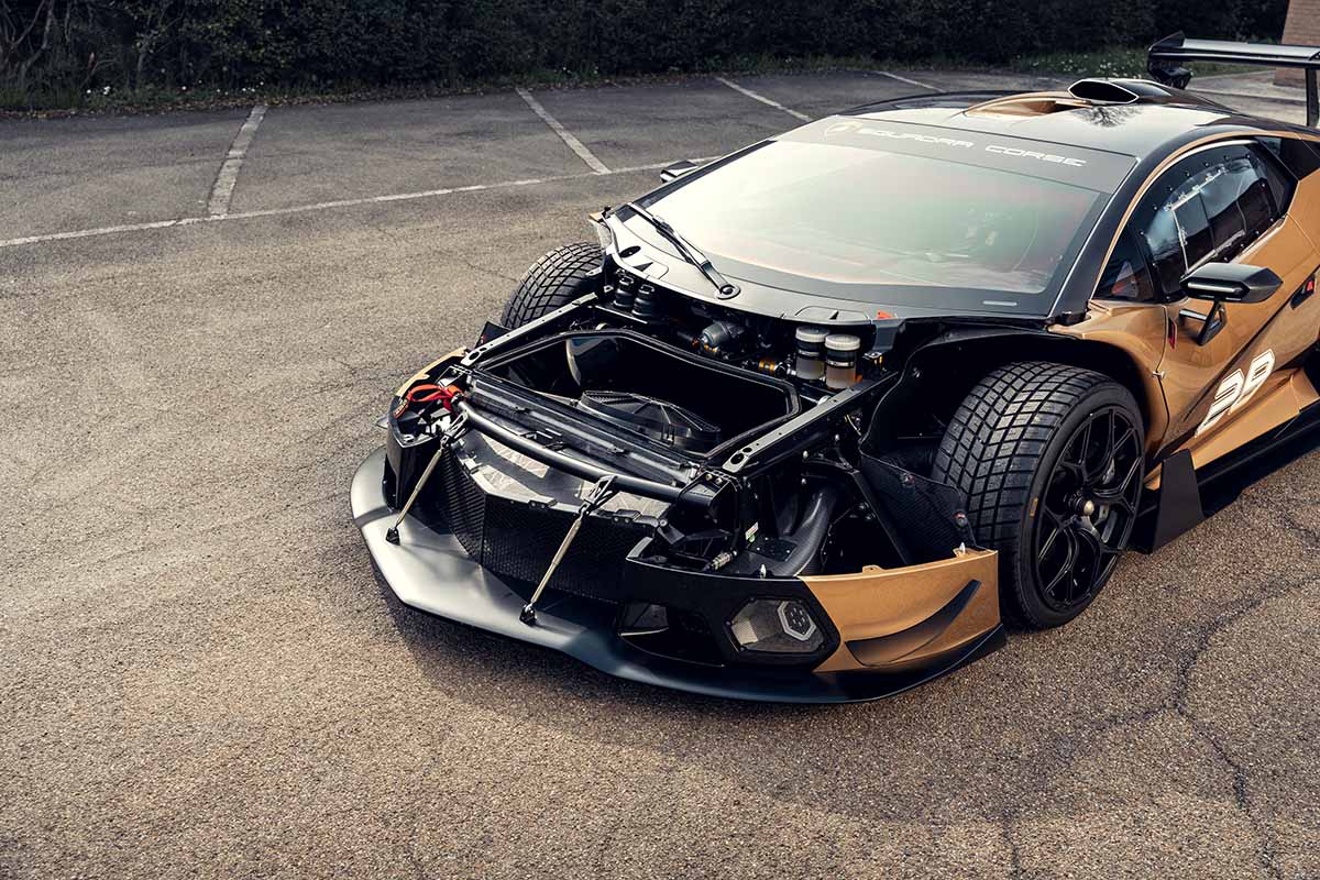 オークションに出品予定の2022年式ランボルギーニ「エッセンサSCV12」Simon Gosselin(c)2026 Courtesy of RM Sotheby's