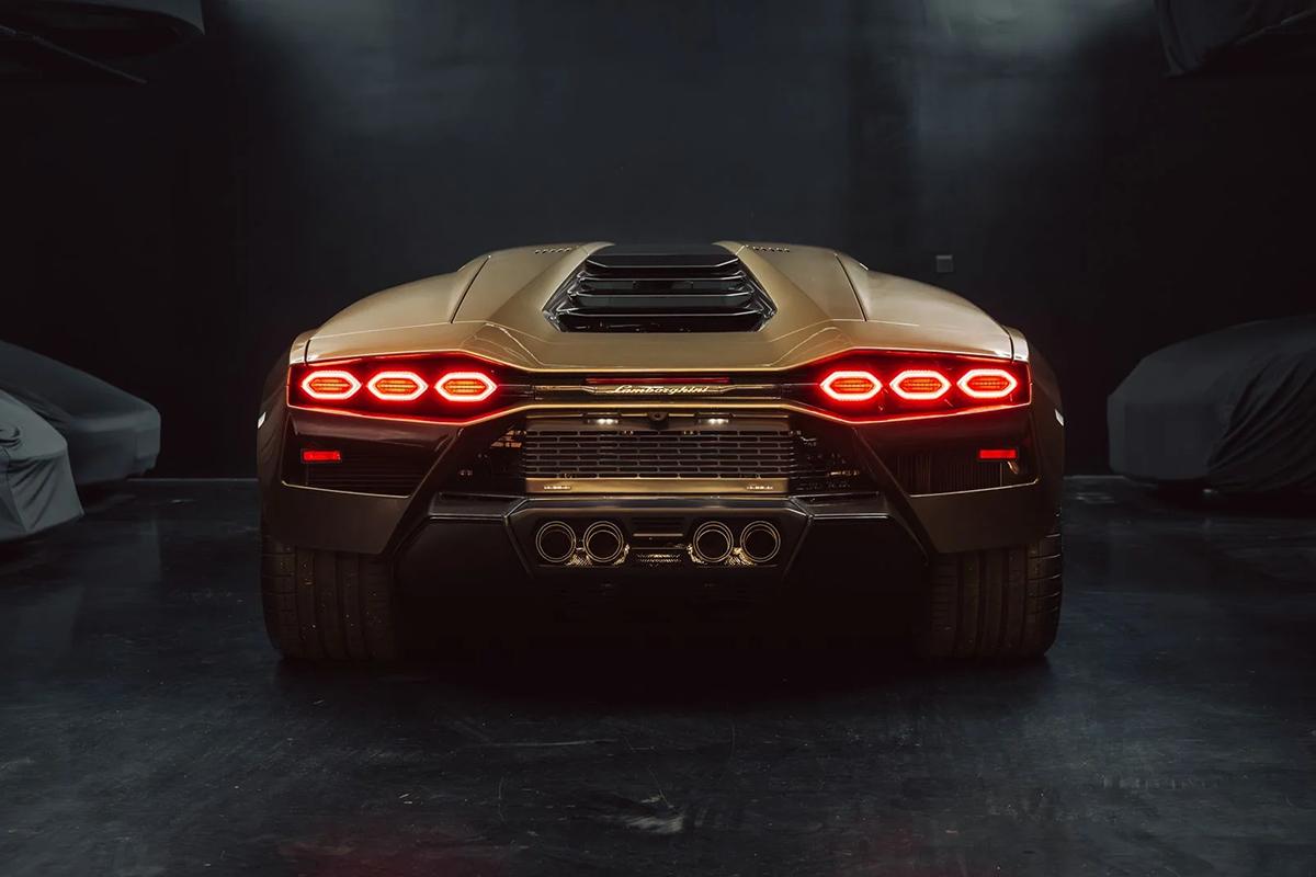 オークションに出品され落札された2022年式ランボルギーニ「カウンタックLPI800−4」(c)2026 BROAD ARROW Auctions