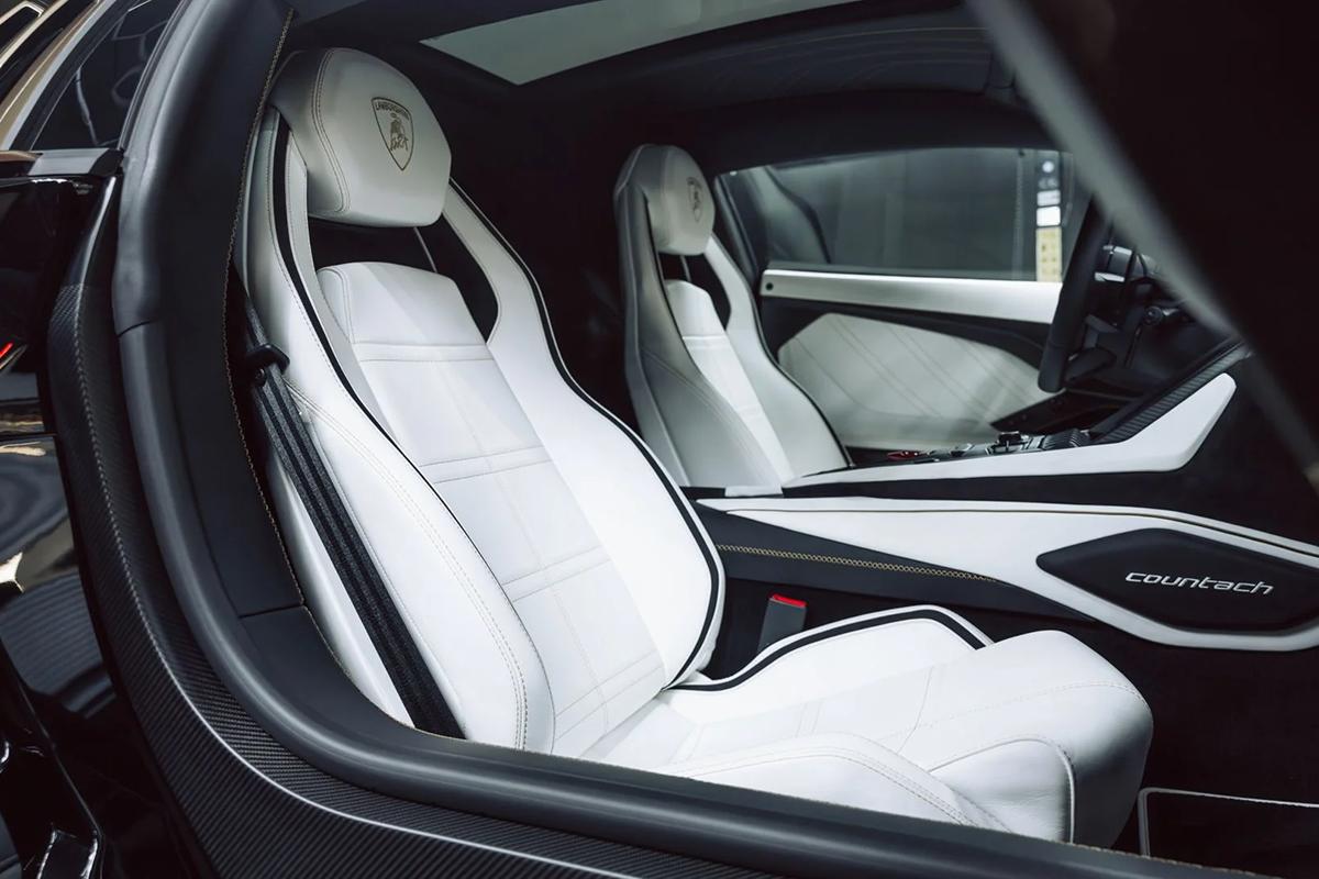 オークションに出品され落札された2022年式ランボルギーニ「カウンタックLPI800−4」(c)2026 BROAD ARROW Auctions