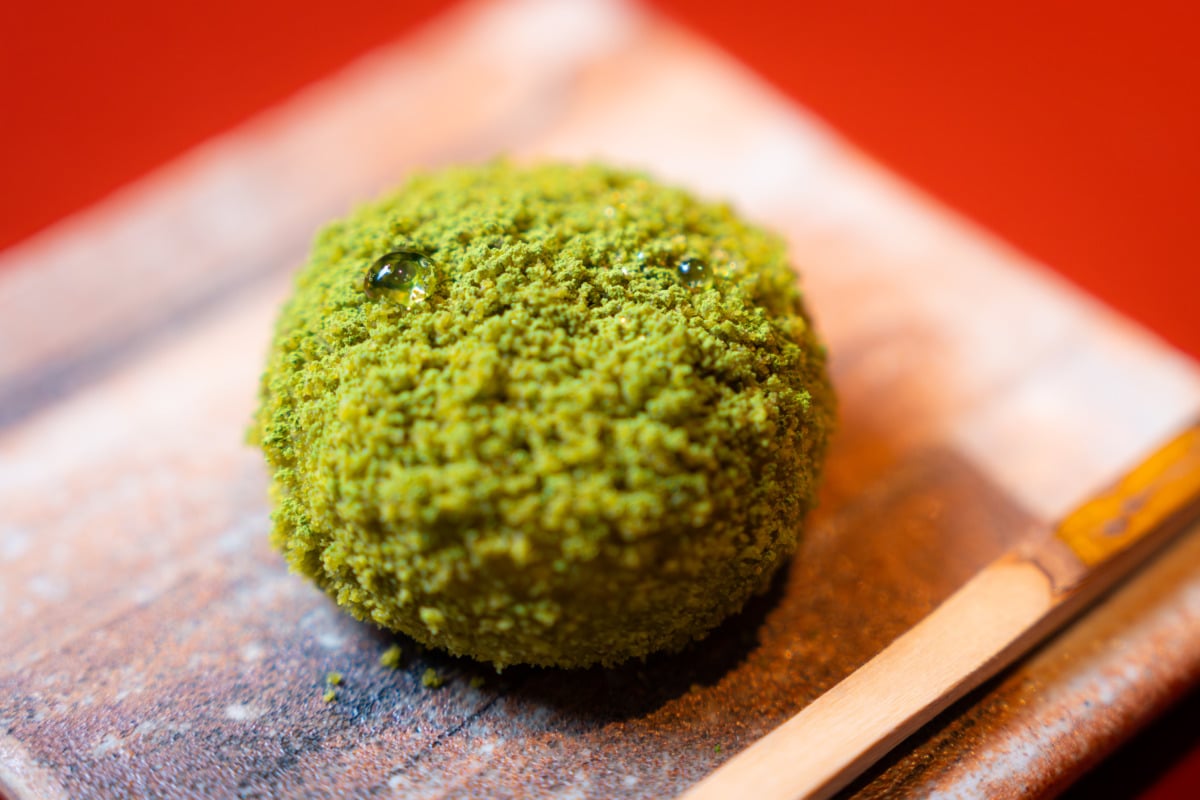 食後のスイーツは「苔玉」