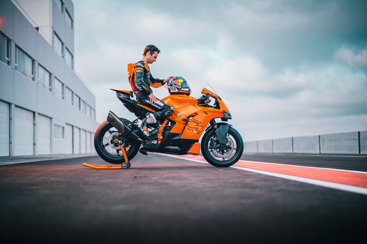 KTM「990 RC R」