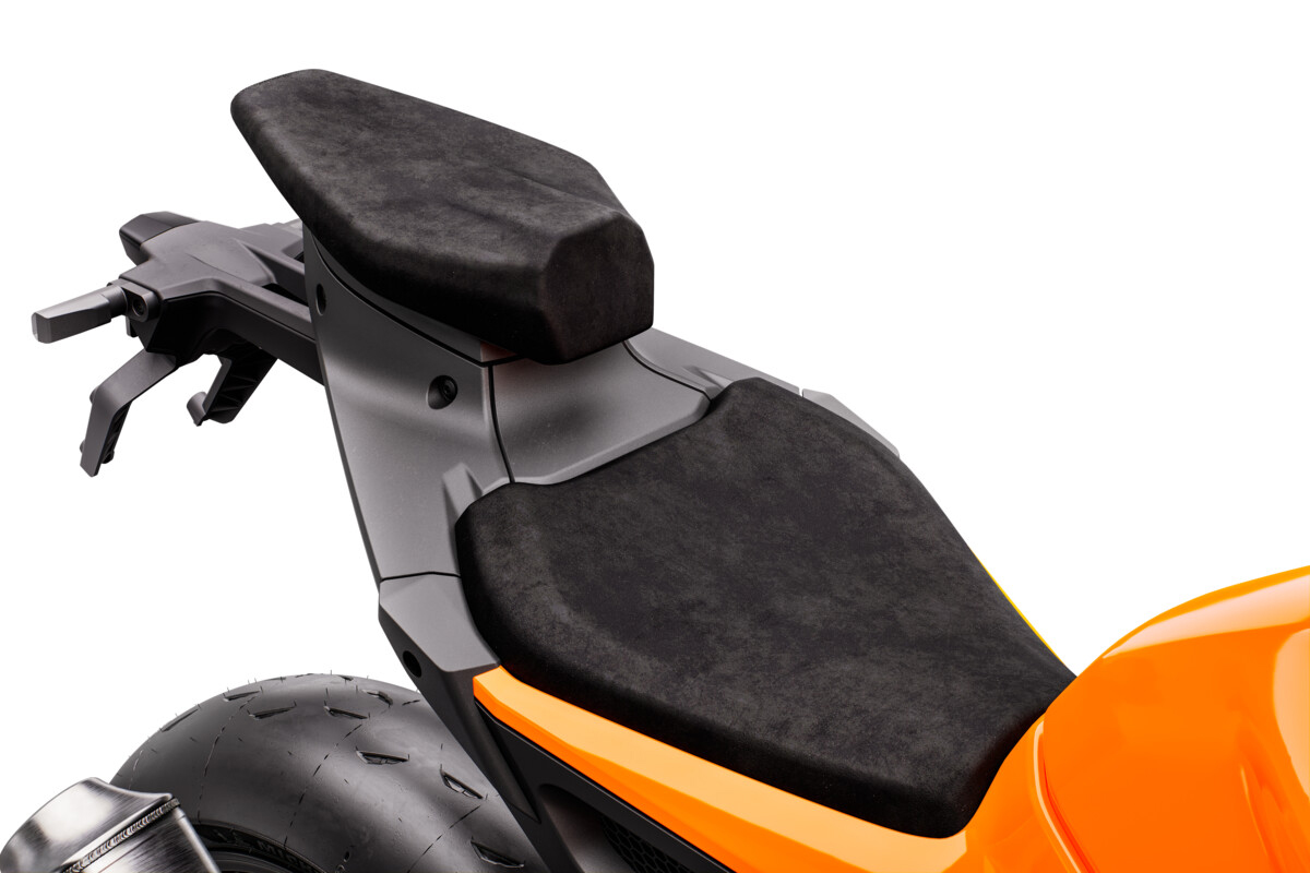 KTM「990 RC R」