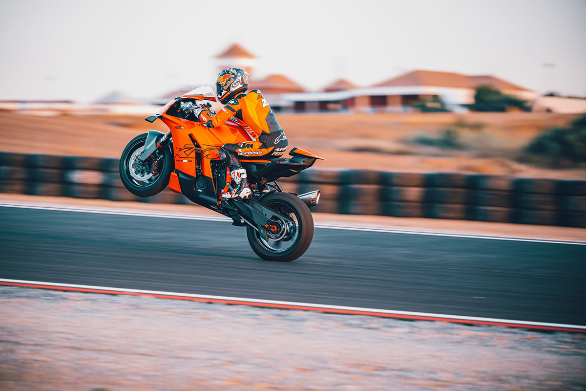 KTM「990 RC R」