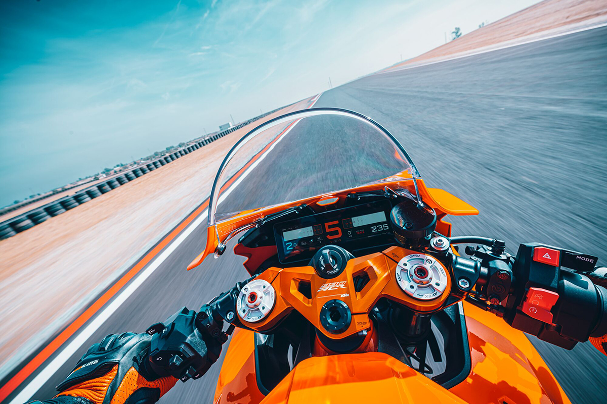 KTM「990 RC R」