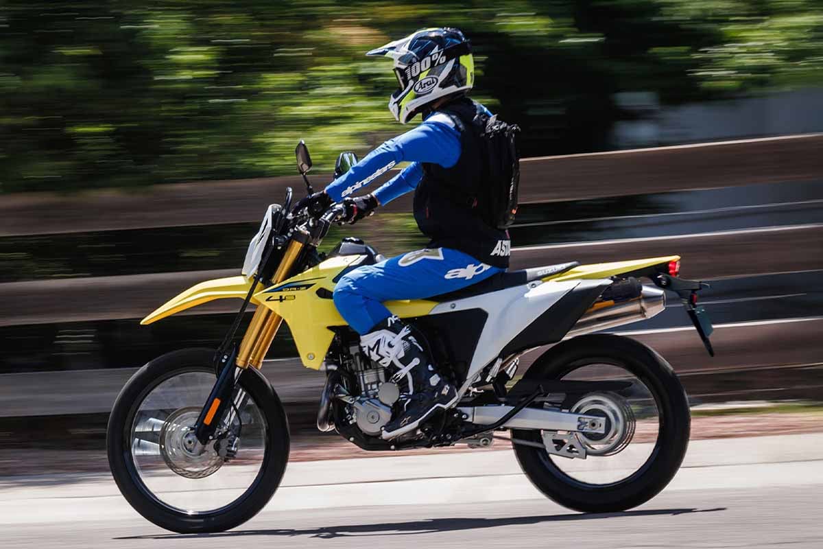 スズキ「DR-Z4S」