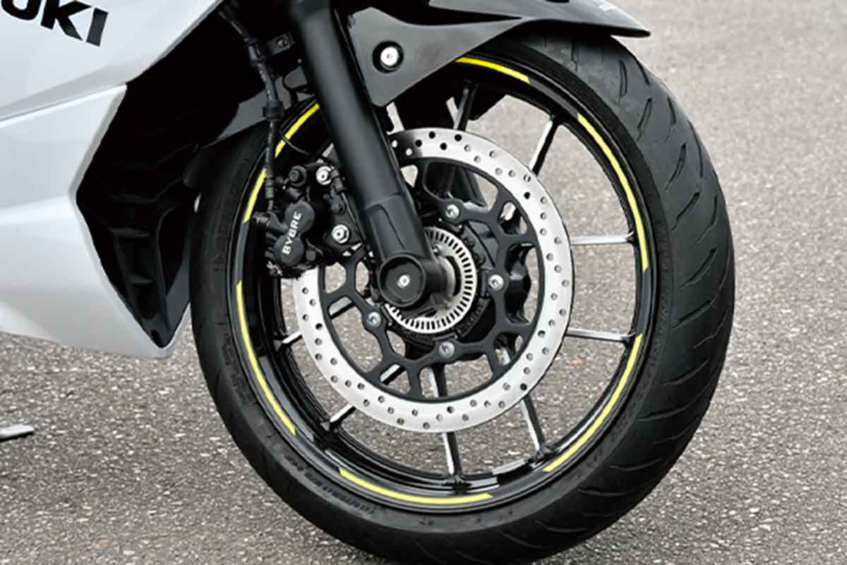 スズキ「ジクサーSF250」