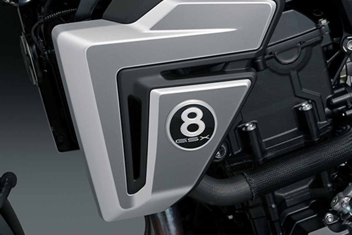 スズキ「GSX-8T」