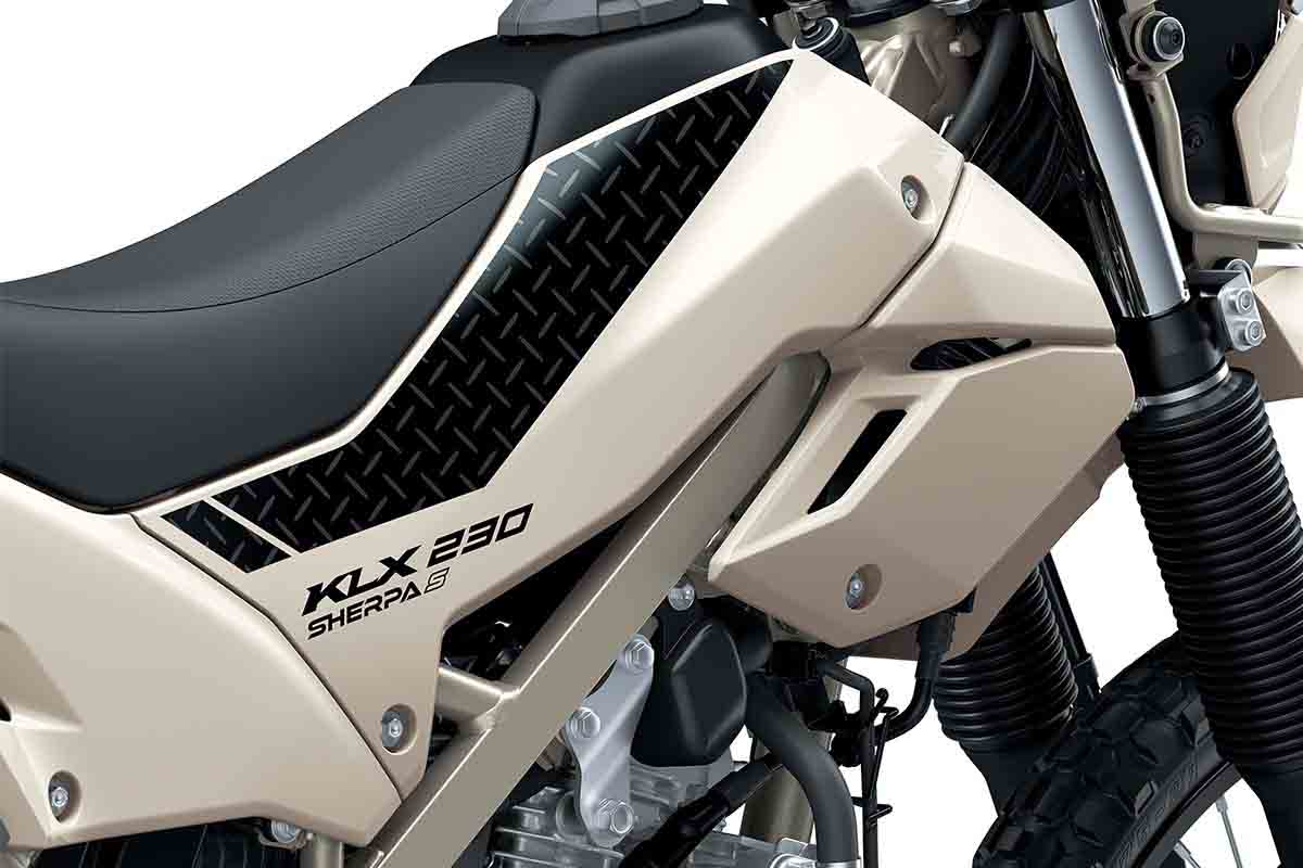 カワサキ「KLX230シェルパ」