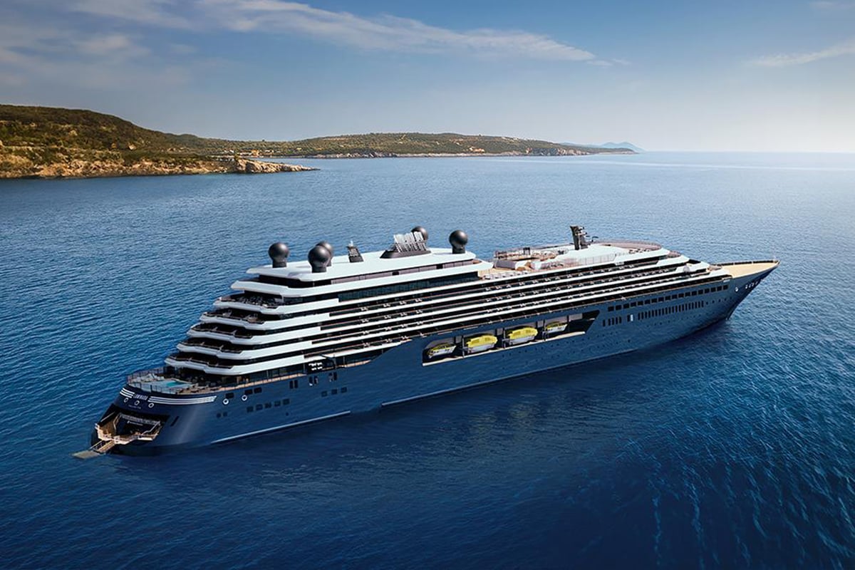 最新スーパーヨット「LUMINARA（ルミナーラ）」