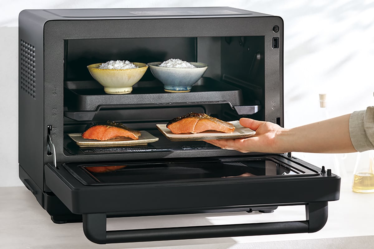 帰宅時間がズレても食卓の満足度は高めたい──象印マホービン「EVERINO」は毎日のごはんと“憧れメニュー”をシームレスにつなぐ30Lプレミアムレンジだ【PR】
