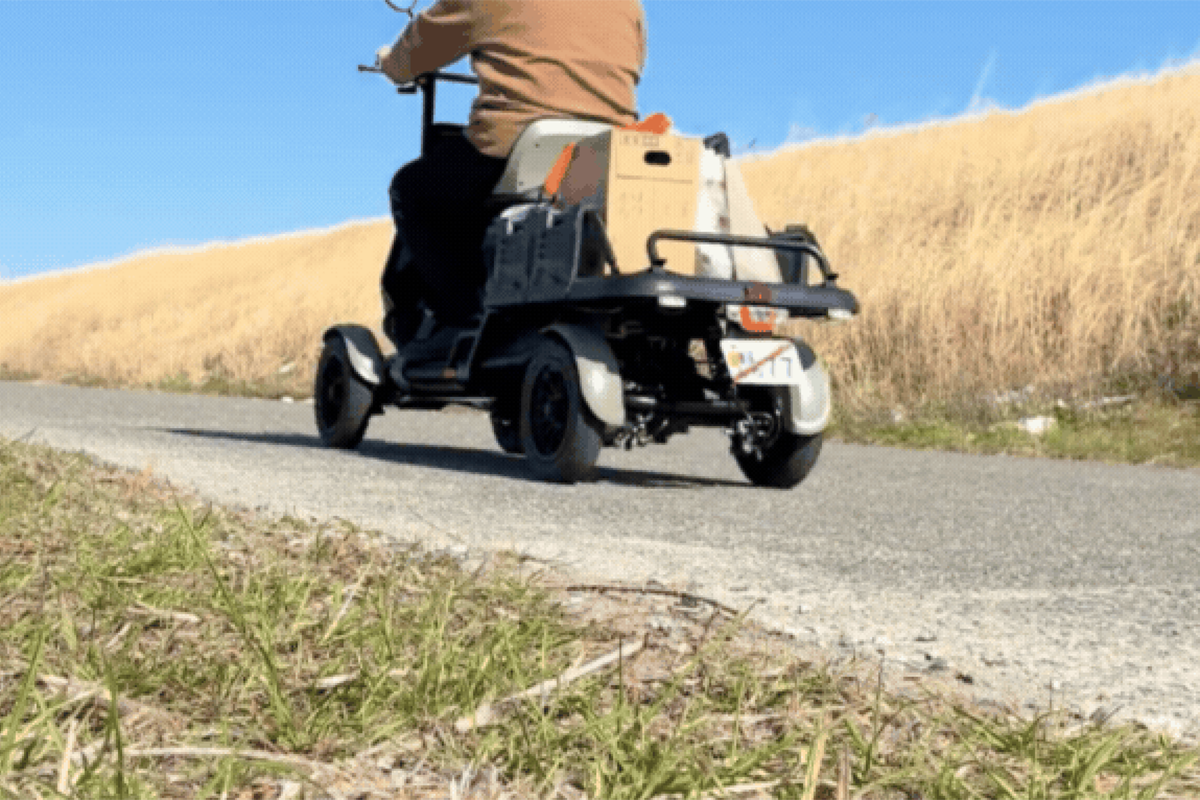 4輪の電動モビリティ「BLAZE e-CARGO（ブレイズイーカーゴ）」