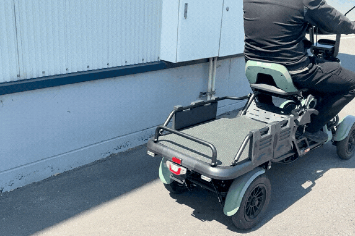 4輪の電動モビリティ「BLAZE e-CARGO（ブレイズイーカーゴ）」