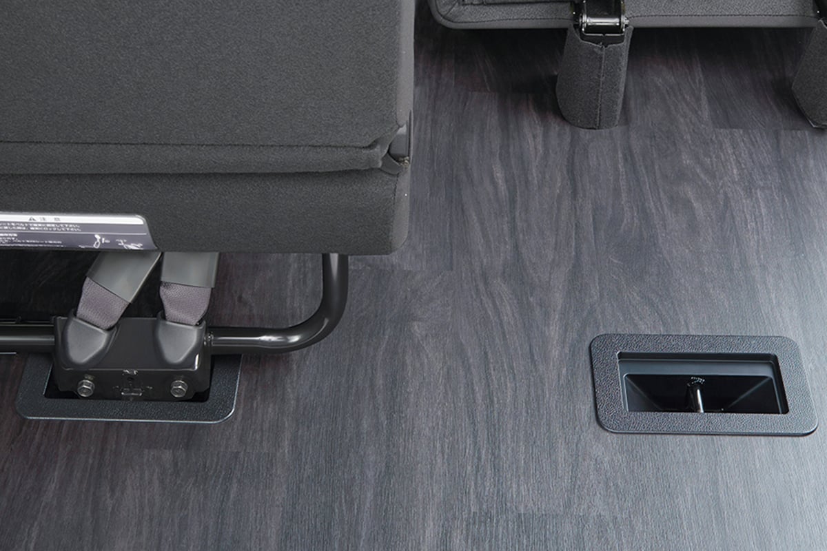 日産「キャラバン トランスポーター」