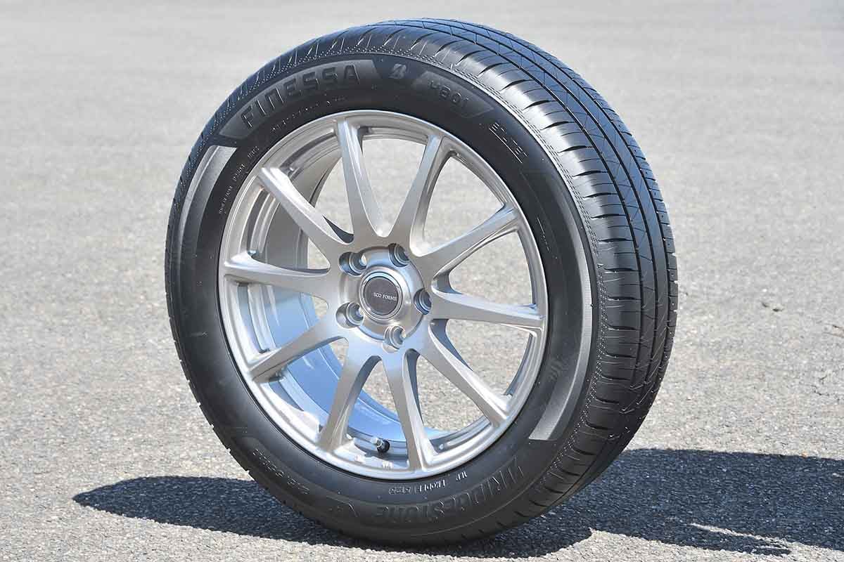 ブリヂストンの新タイヤ「フィネッサHB01」