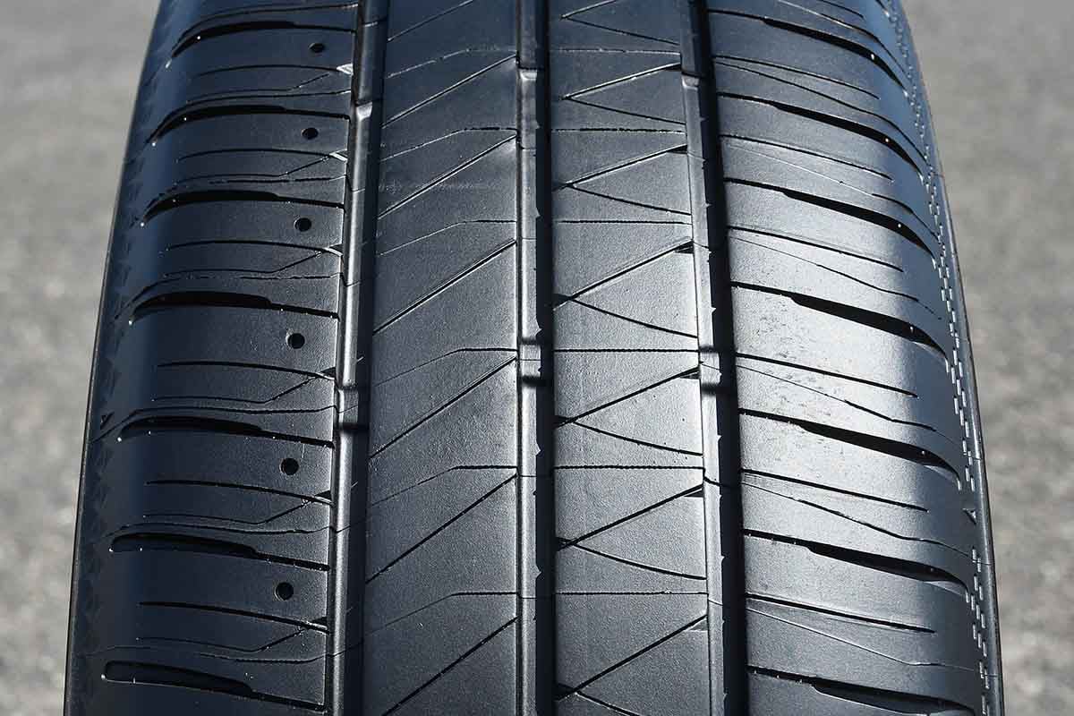 ブリヂストンの新タイヤ「フィネッサHB01」
