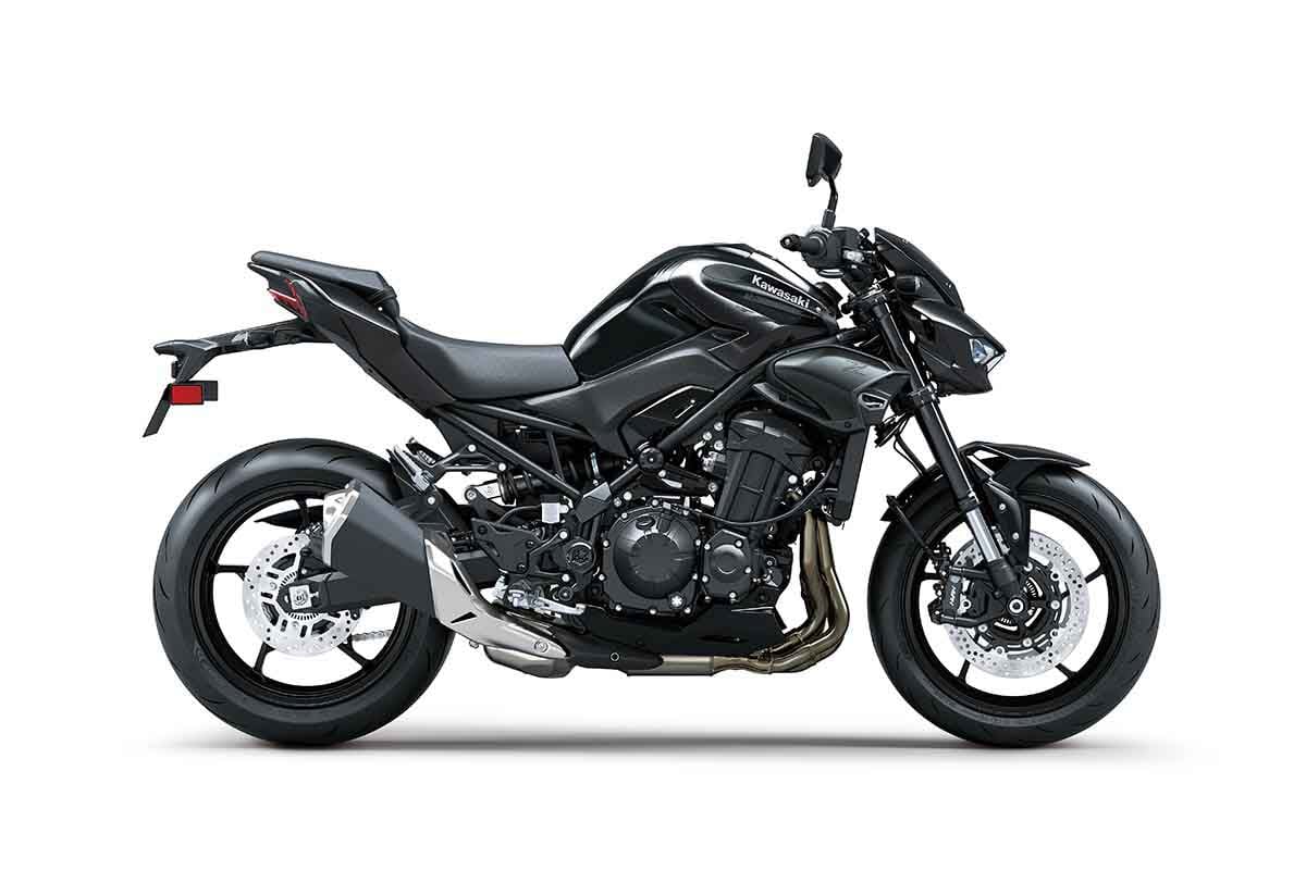 カワサキ「Z900」