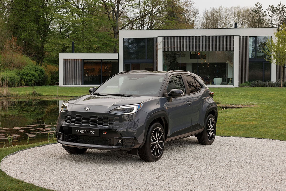 欧州トヨタが発表した新型「ヤリスクロス GRスポーツ」