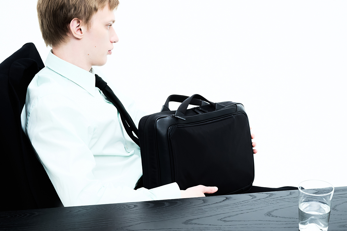 BRIEFCASE OFFICE M BLACK：3万9600円