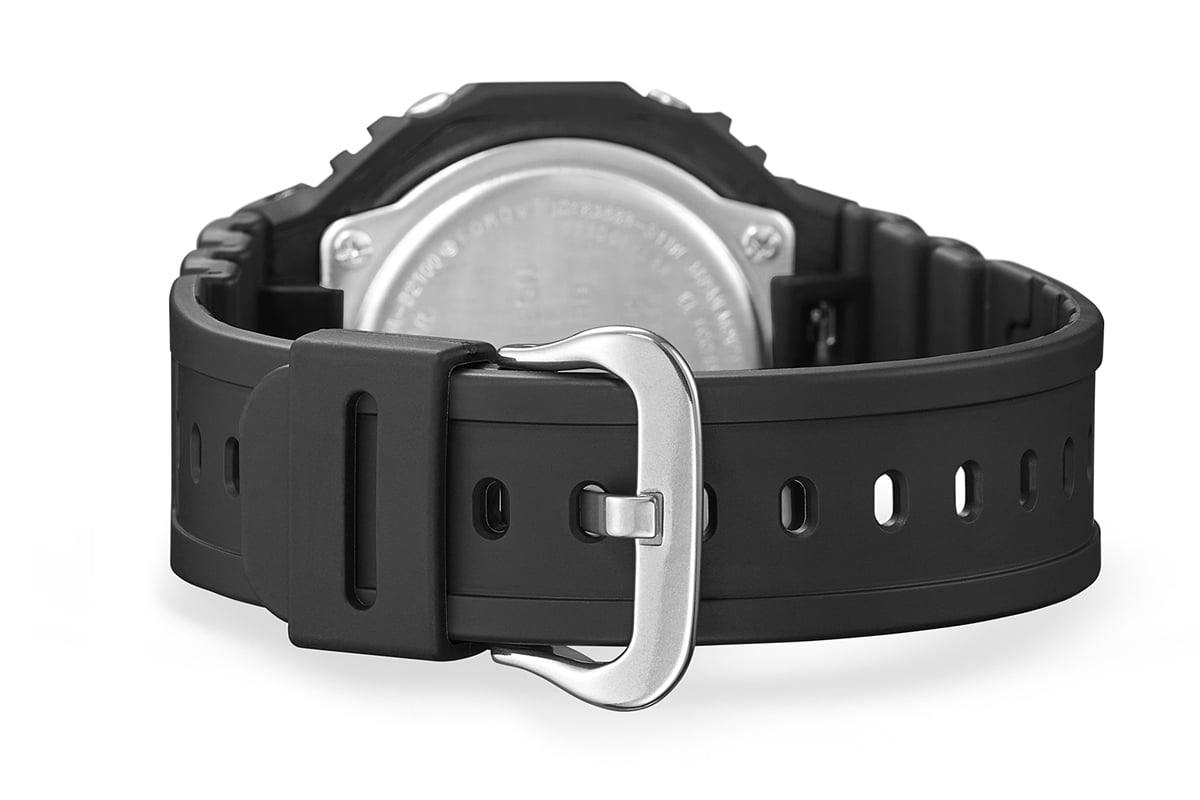 ケース、ベゼル、バンドの主な樹脂パーツには、再生可能なバイオマスプラスチックを採用