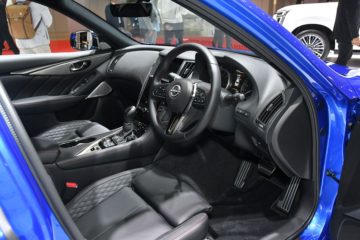 日産の現行型「スカイライン」