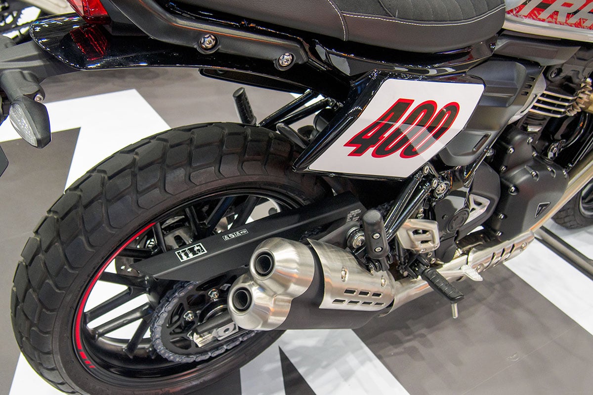 トライアンフ「トラッカー400」