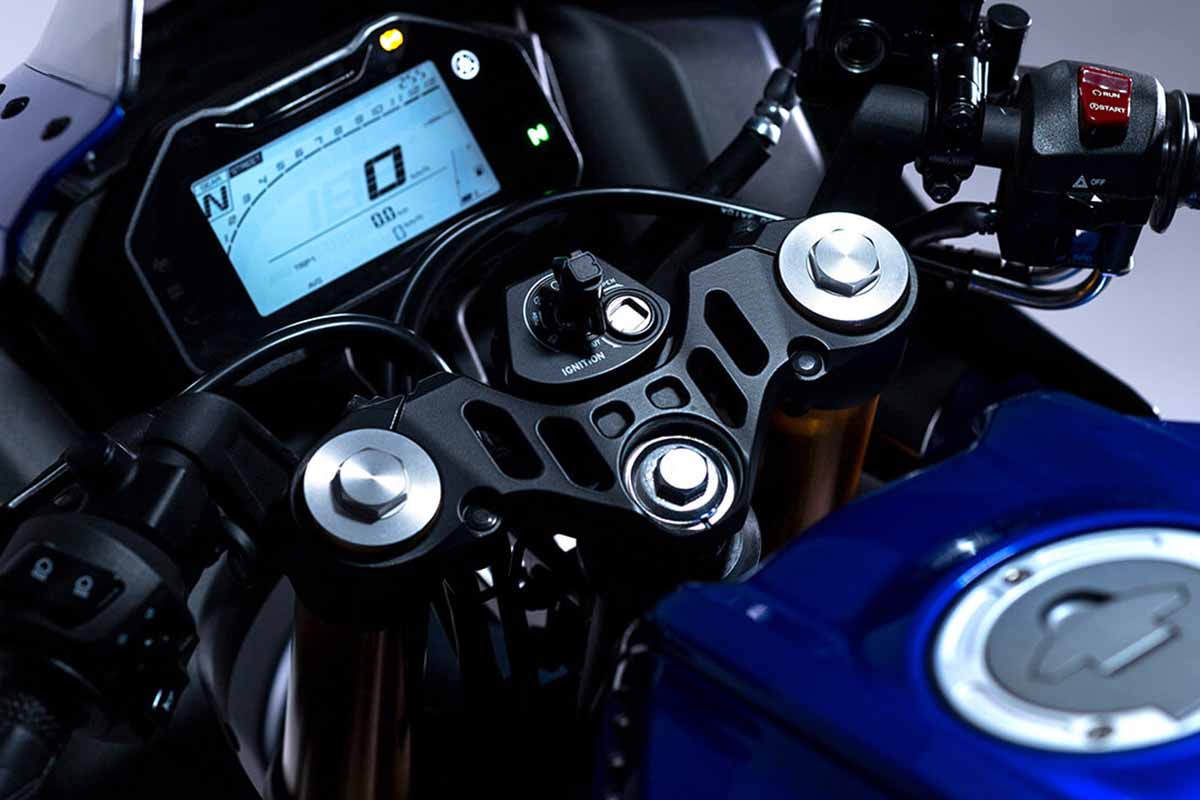 ヤマハ「YZF-R15」