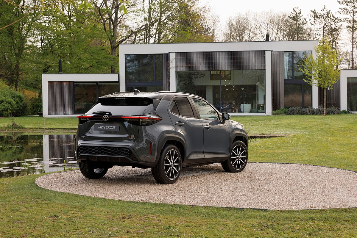 欧州トヨタが発表した新型「ヤリスクロス GRスポーツ」