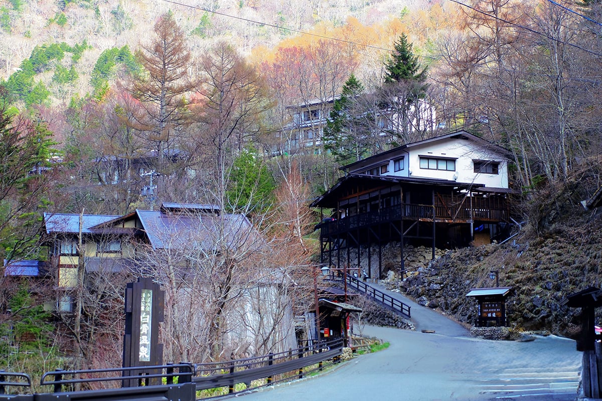 長野県「白骨温泉」