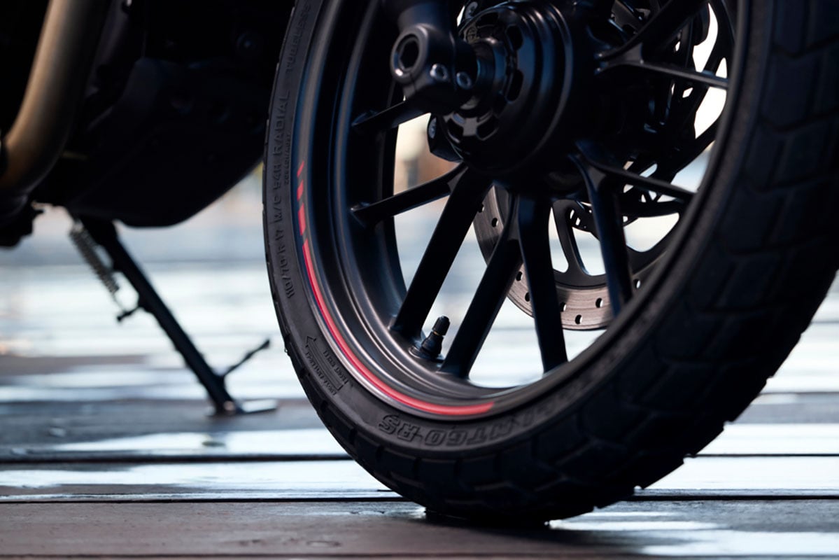 トライアンフ「トラッカー400」