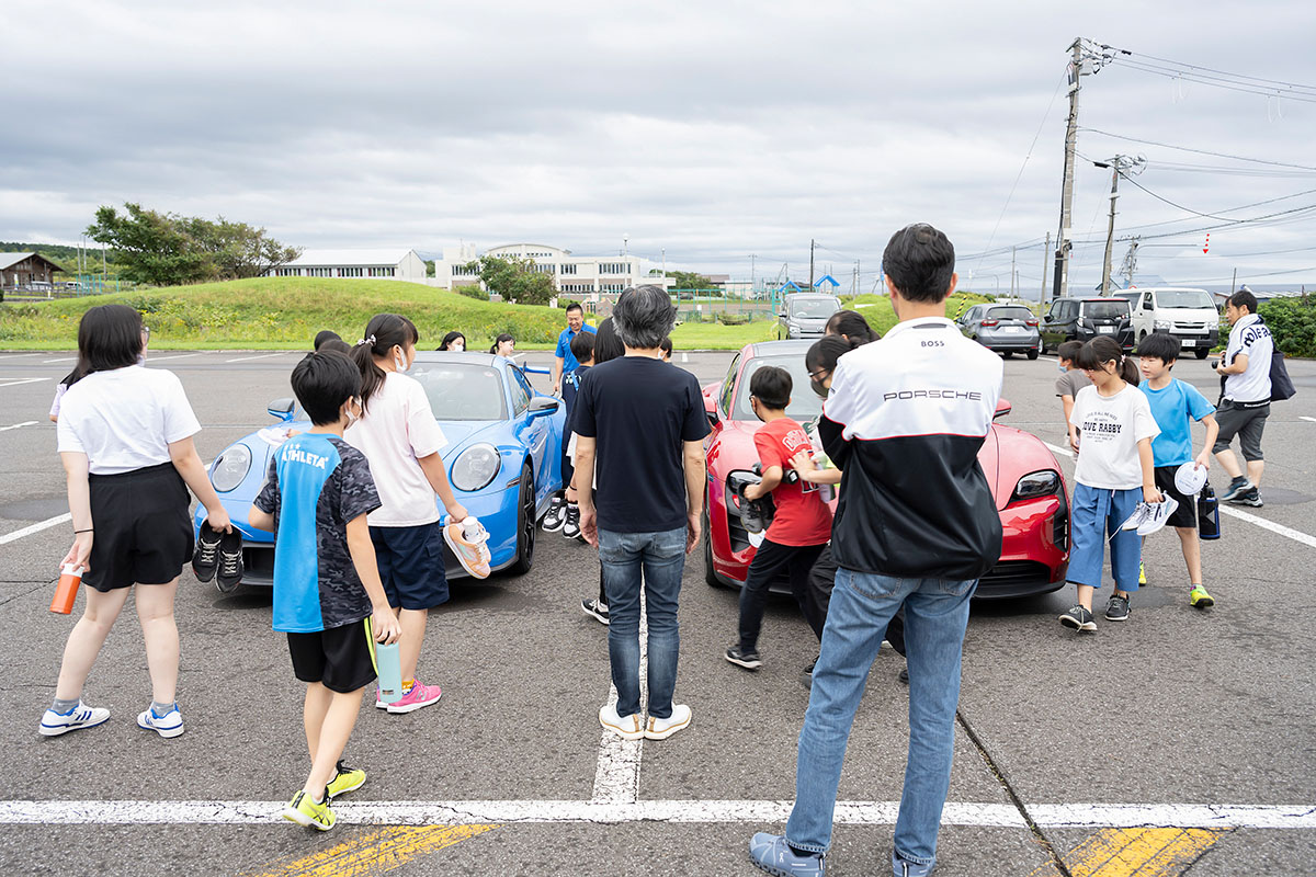 北海道の利尻島や礼文島を中心に開催された「LEARN with Porsche」2023年の「サマープログラム」